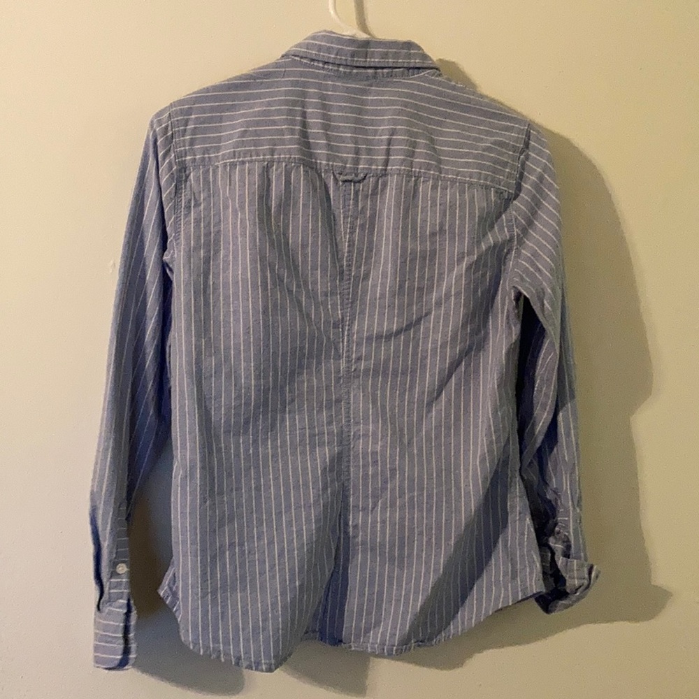 Button down - Picture 2 of 2